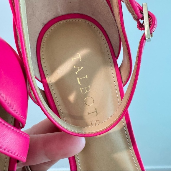 Talbots Rosalie Hot Pink Leather Ankle Strap Heeled Sandal Size 8.5M - Picture 4 of 8